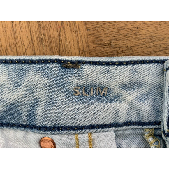 American Eagle Jeans Mens 36x32 Light Wash Blue Slim Straight Distressed Denim - Picture 5 of 8